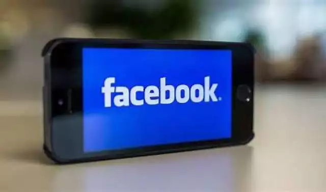 Aplikacja Facebook odzyskuje obsługę połączeń audio i wideo w age_group