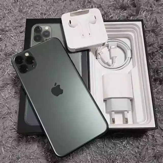Apple iPhone 14 Pro  w model