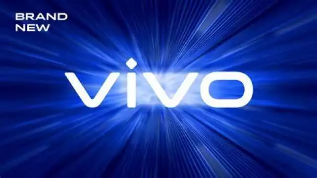 Premiera Vivo Y100  w advertiserProductId