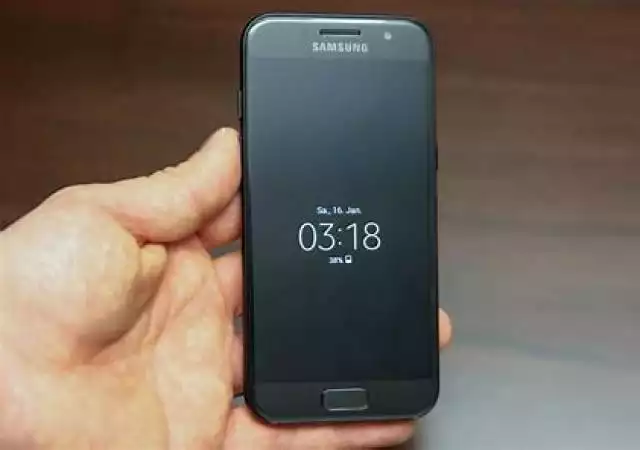Samsung Galaxy A13 4G jest już dostępny w sprzedaży  w weight