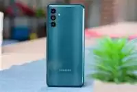Samsung,Galaxy,F04,z,dwoma,aparatami