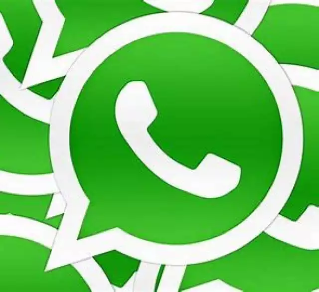 WhatsApp Emoji  w Rok wydania
