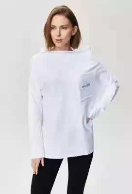 Bluza o swobodnym fasonie,  wykonana z bawełny.

-  szeroki dekolt 
-  długie rękawy
-  obniżona linia ramion
- kieszonka na przodzie 

Modelka na zdjęciu ma 177 cm wzrostu i prezentuje rozmiar S....