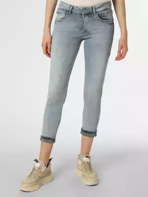 Subtelne detale,  takie jak nity lub asymetryczny rozporek zapinany na guziki,  nadają indywidualny charakter stylizacji: jeansy Gigi marki Blue Fire.