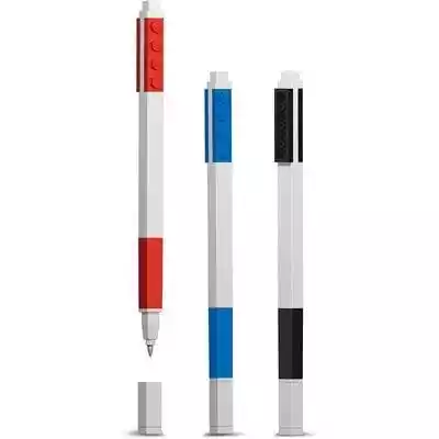 Wyjątkowa kolekcja długopisów żelowych LEGO. Zestaw zawiera 3 długopisy z czerwonym,  czarnym i niebieskim atramentem. Długopis ma plastikowy korpus z gumowym mankietem,  który zmniejsza zmęczenie dłoni. Pióro zapewnia łatwe i miękkie pisanie,  atrament szybko schnie i nie rozmazuje się. W