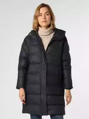 Płaszcz pikowany Puffholm marki Derbe wyróżnia się minimalistycznym,  skandynawskim wzornictwem oraz charakterystyczną funkcjonalnością – świetny wybór na zimne,  wilgotne dni.
