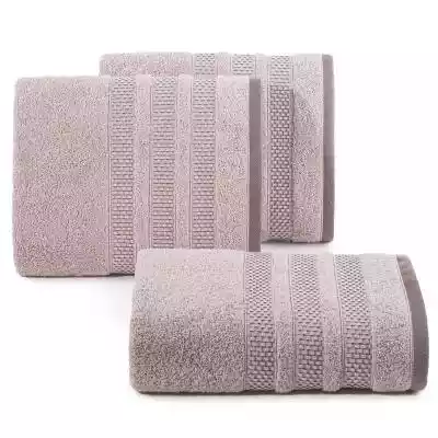 Ręcznik z ozdobną bordiurą w pasy szerokość: 70 cm,  długość: 140 cm,  kolor: pudrowy,  Gramatura: 500 GSM,  Skład: 100% bawełna; 96, 5% bawełna 3, 5% poliester