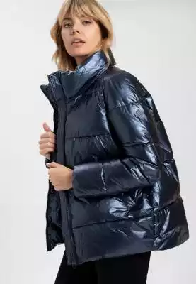Granatowa damska kurtka pikowana z połys Podobne : Krótka kurtka z imitacji skóry - 74539