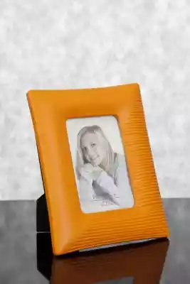 Ramka na zdjęcia MAX pomarańczowa 21X26X Podobne : Obraz ze zdjęcia drukowany na drewnie - fotoobraz - w dębowej ramie 30x30cm Dąb, Orzech, Heban - 16684